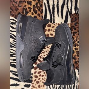 Jordan 4 black cats